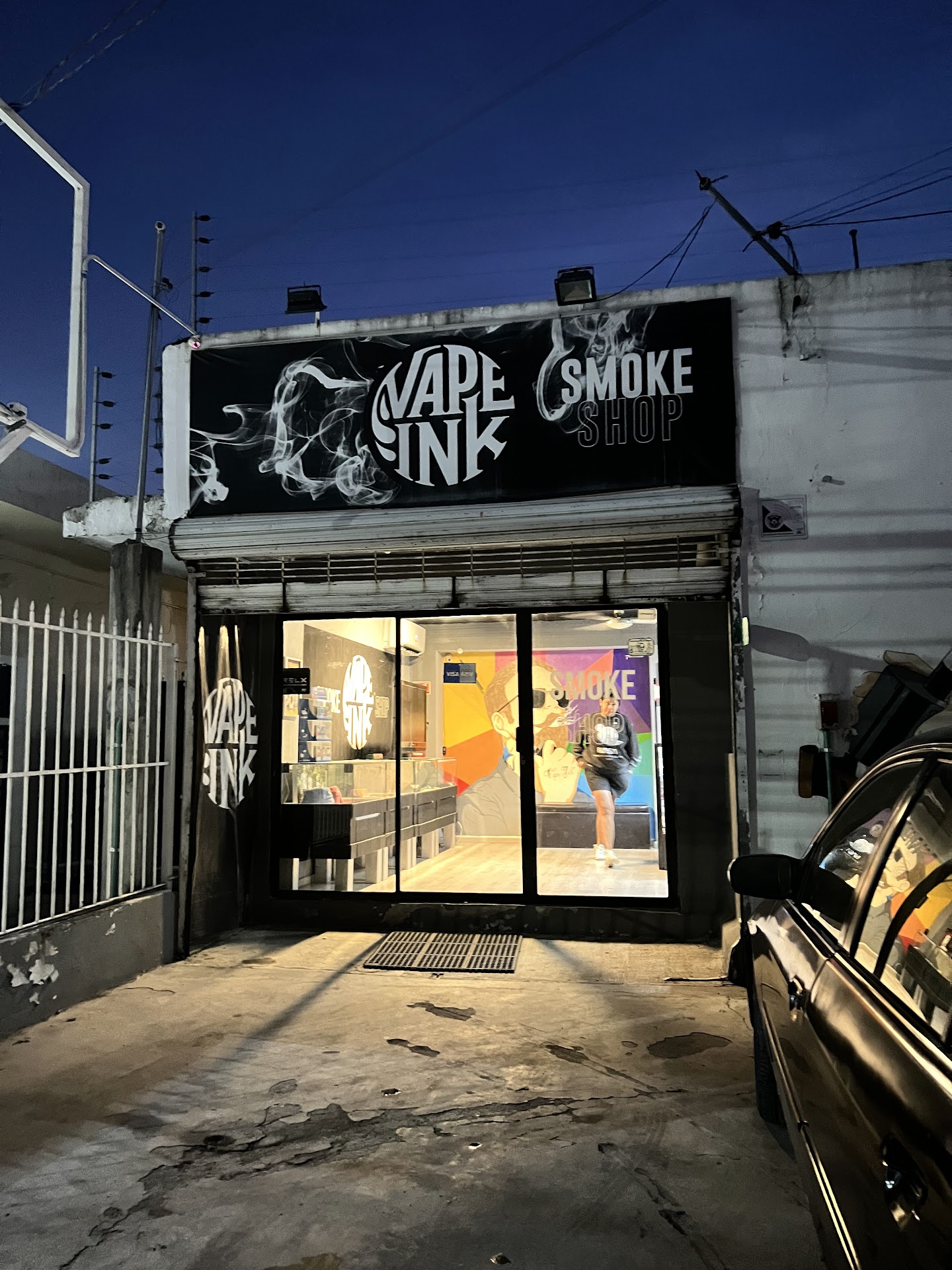 Ink/ Smoke Shop/Delivery in Cancún, Mexico - reviews,open hours,photo  spots, things to do