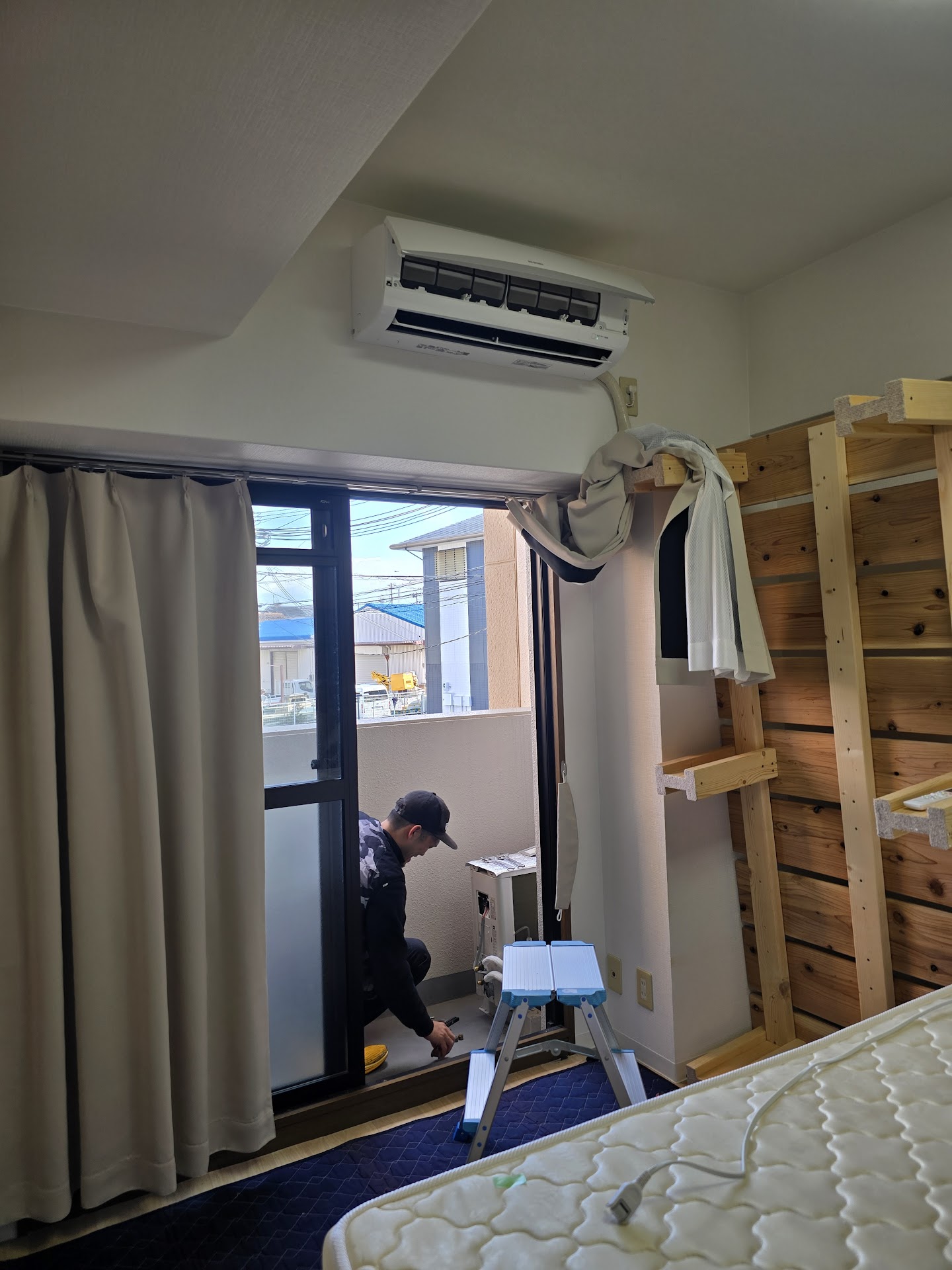 街の便利屋 in Yao, Japan: Discover The Opening Hours, Reviews