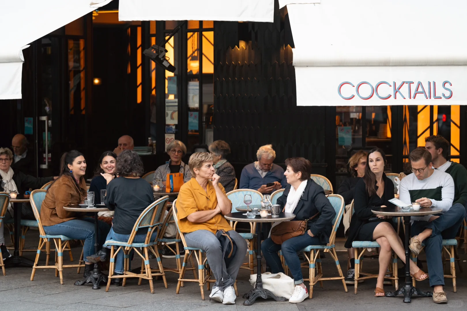 Paris | Outdoor Cafés ☕️