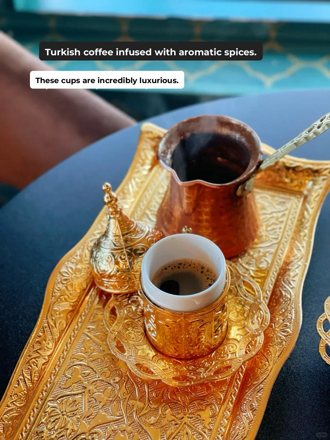 Bay Area Cafe Exploration｜Sip on a Golden, Sand-Crafted Coffee