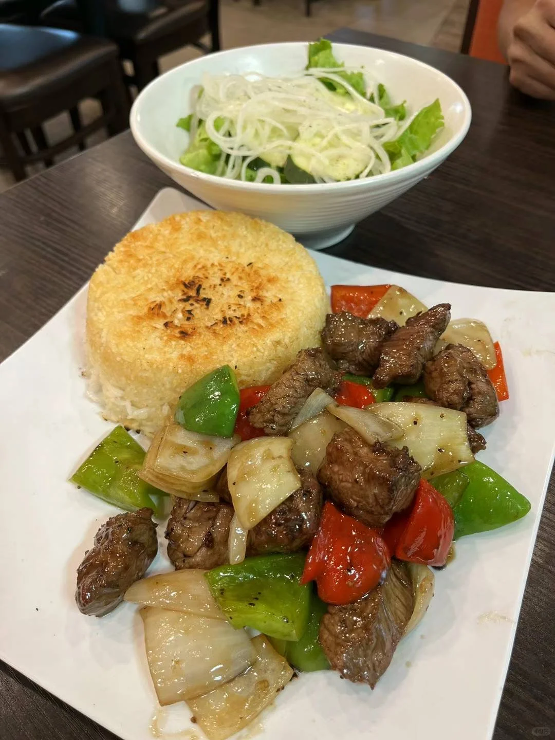 🇺🇸 Los Angeles | This Hidden Gem Vietnamese 🇻🇳 Restaurant is Absolutely Delicious 😋