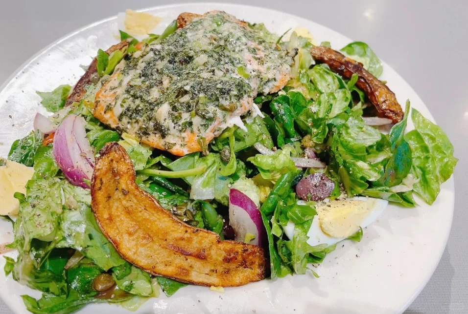 Eats | A Salad So Beautiful Even Oil Paintings Can't Do It Justice in Seattle Downtown