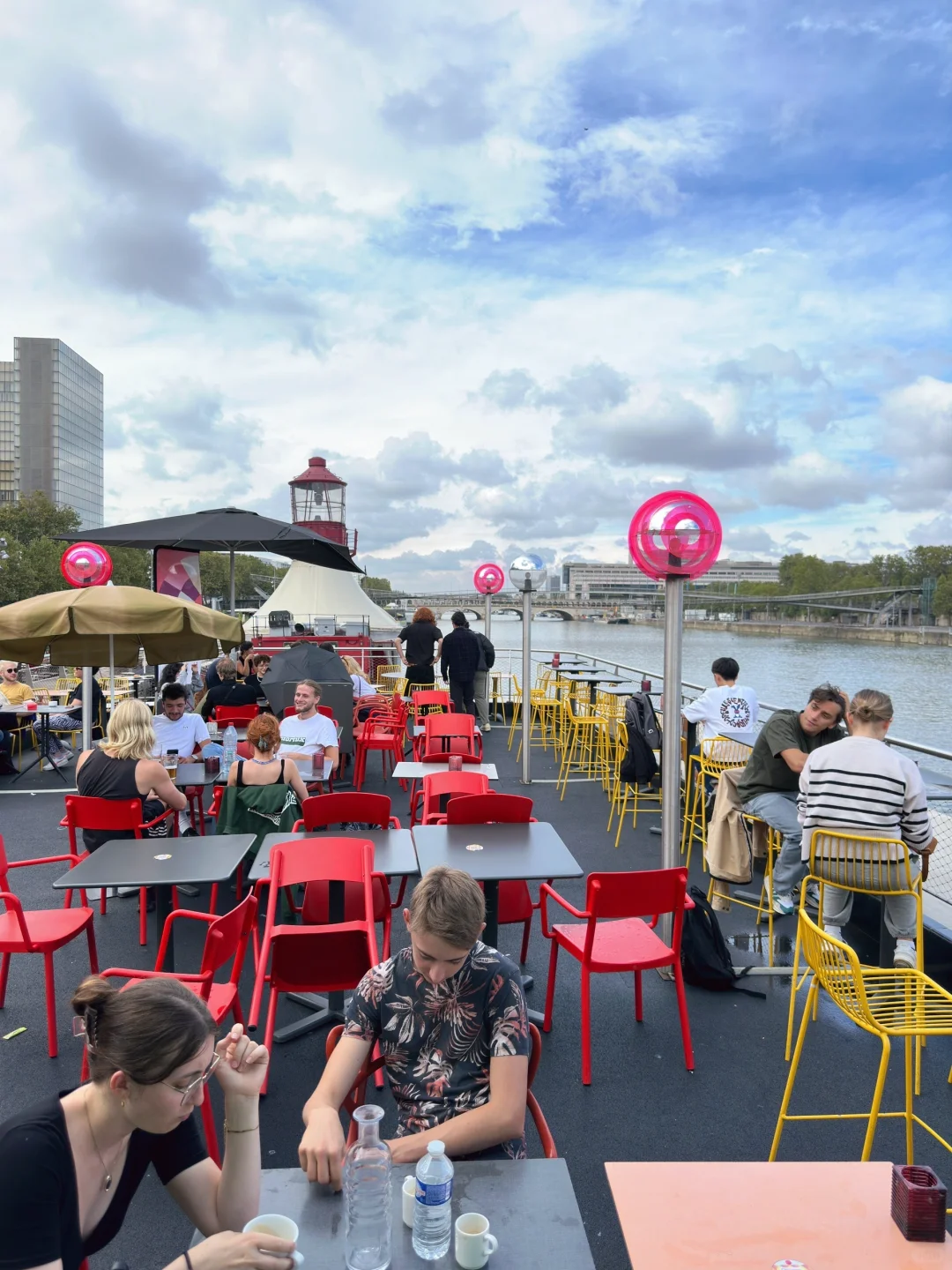 Parisian Expat Eatery! The Ultimate Budget-Friendly Hotspot for Just €3 Per Person!