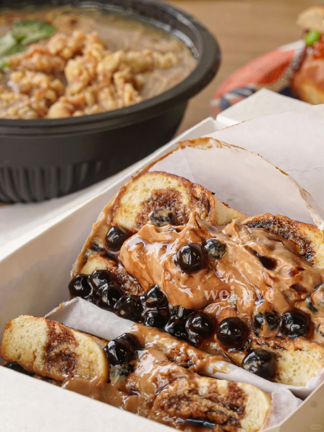 New Yorkers Rejoice! Pearl Milk Tea and Salted Crispy Chicken Bagels Are Absolutely Delicious!