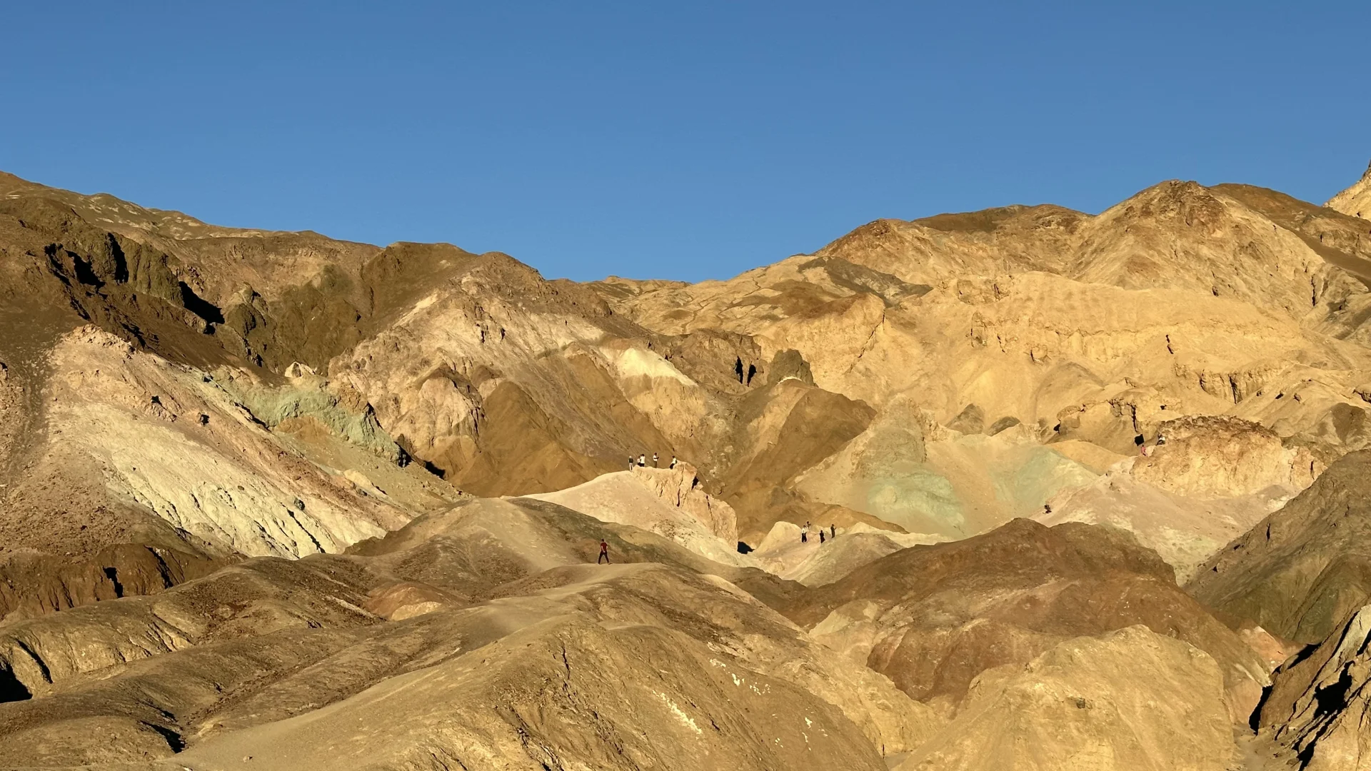 Death Valley Day Trip + Itinerary