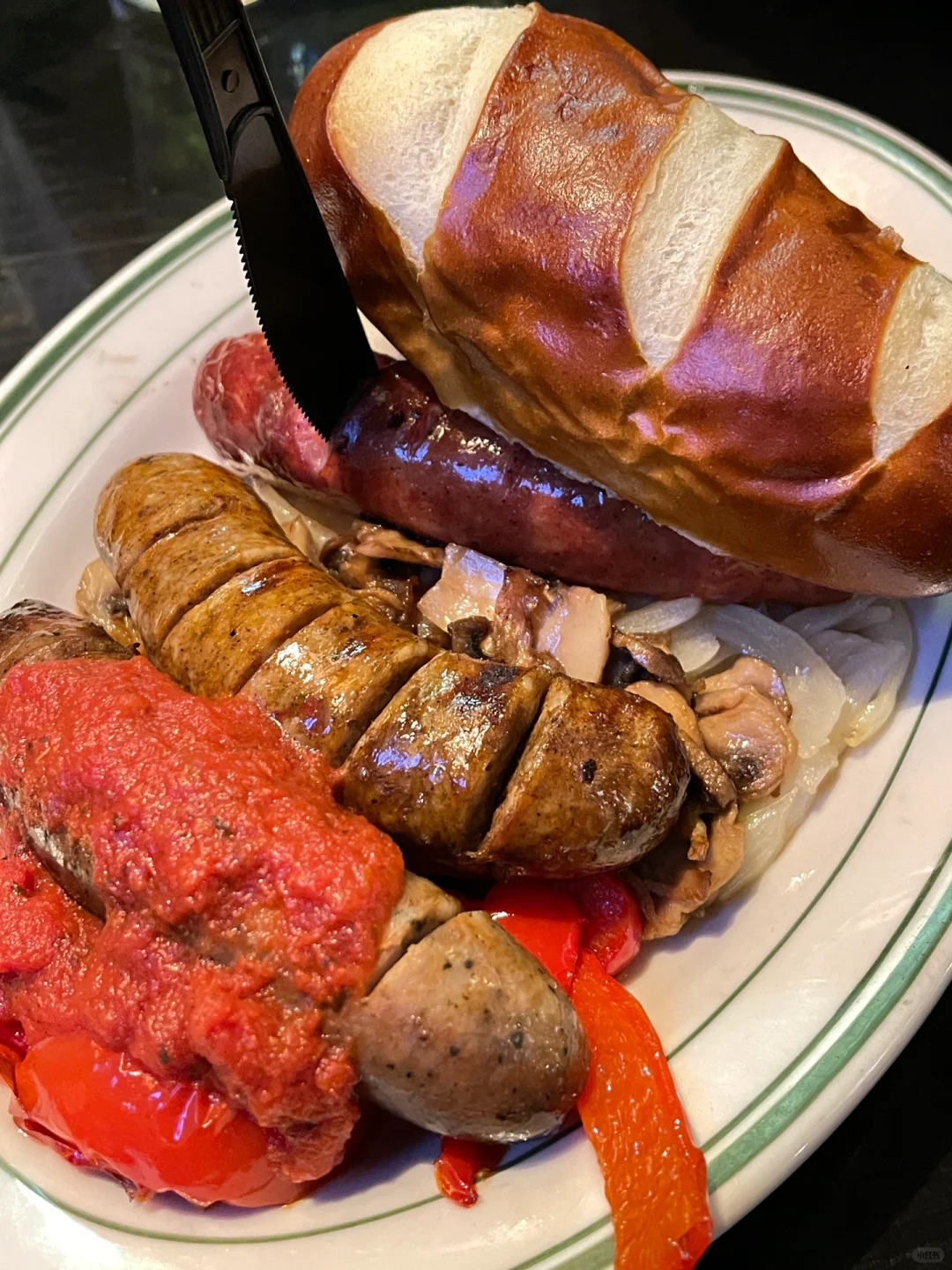 A Great Tavern Near Bucks' Giannis' Arena Worth Trying 🏮