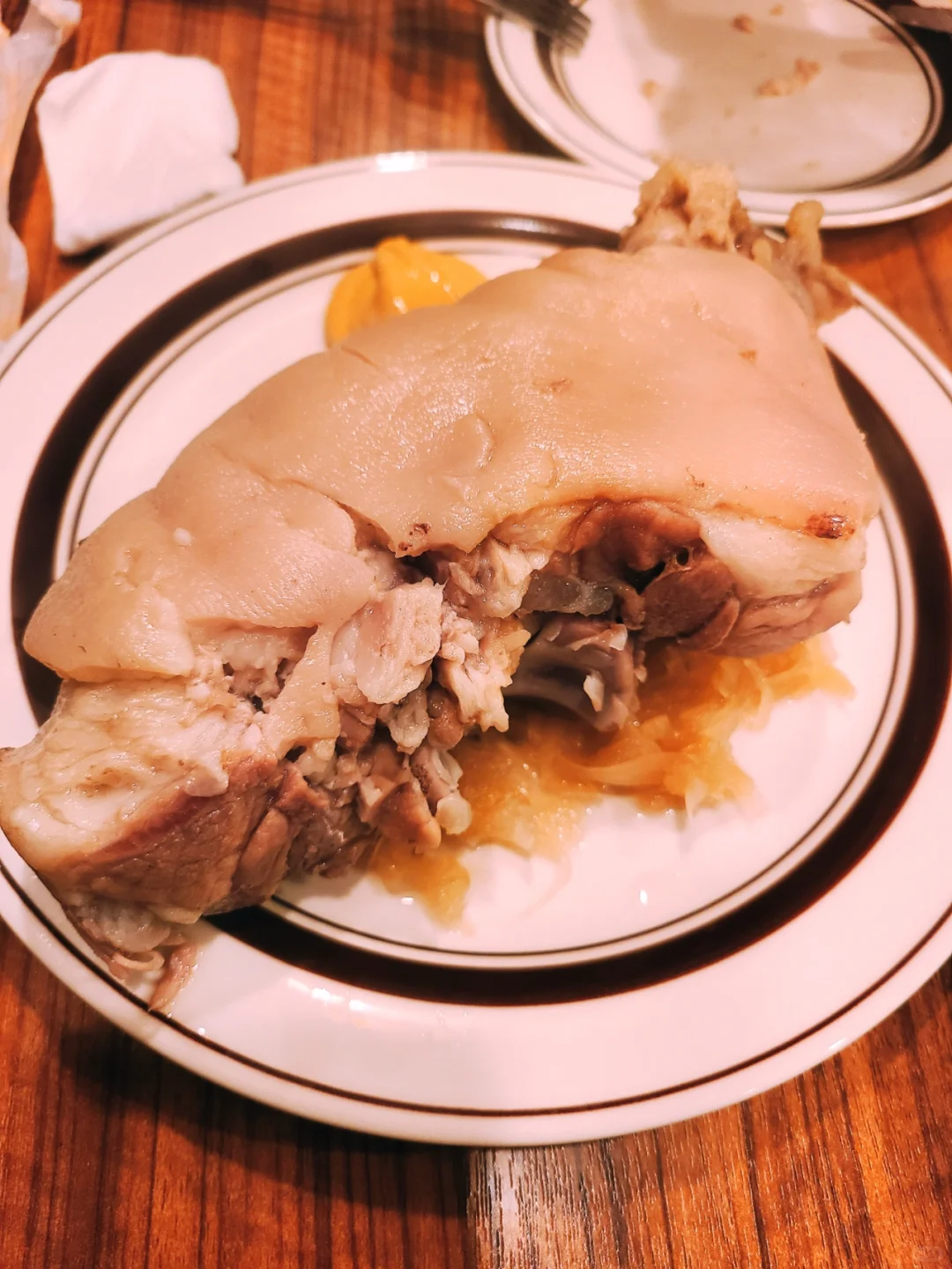 Osaka | German Big Pig's Trotter