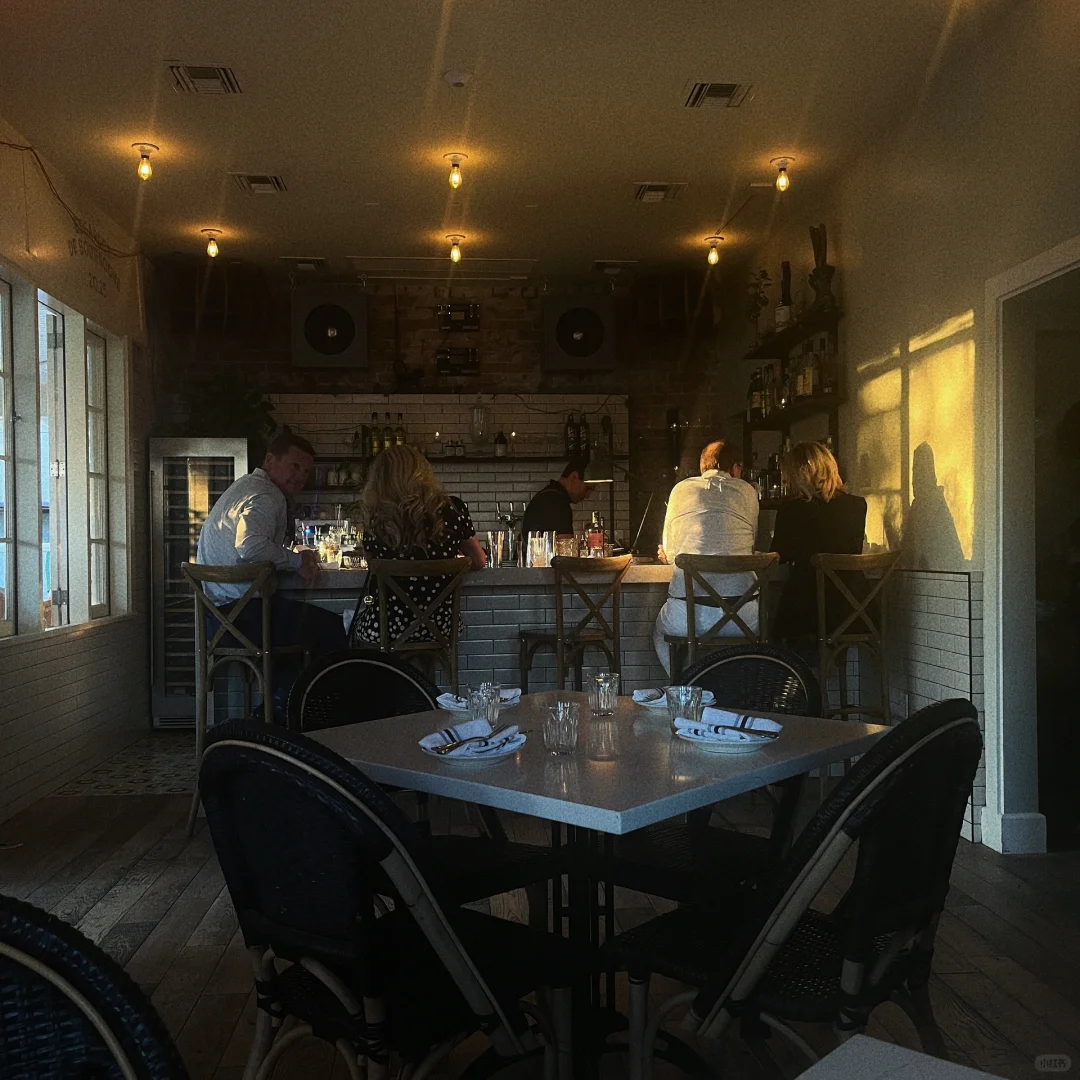 Exploring the Heart of Phoenix: Sottise in Downtown