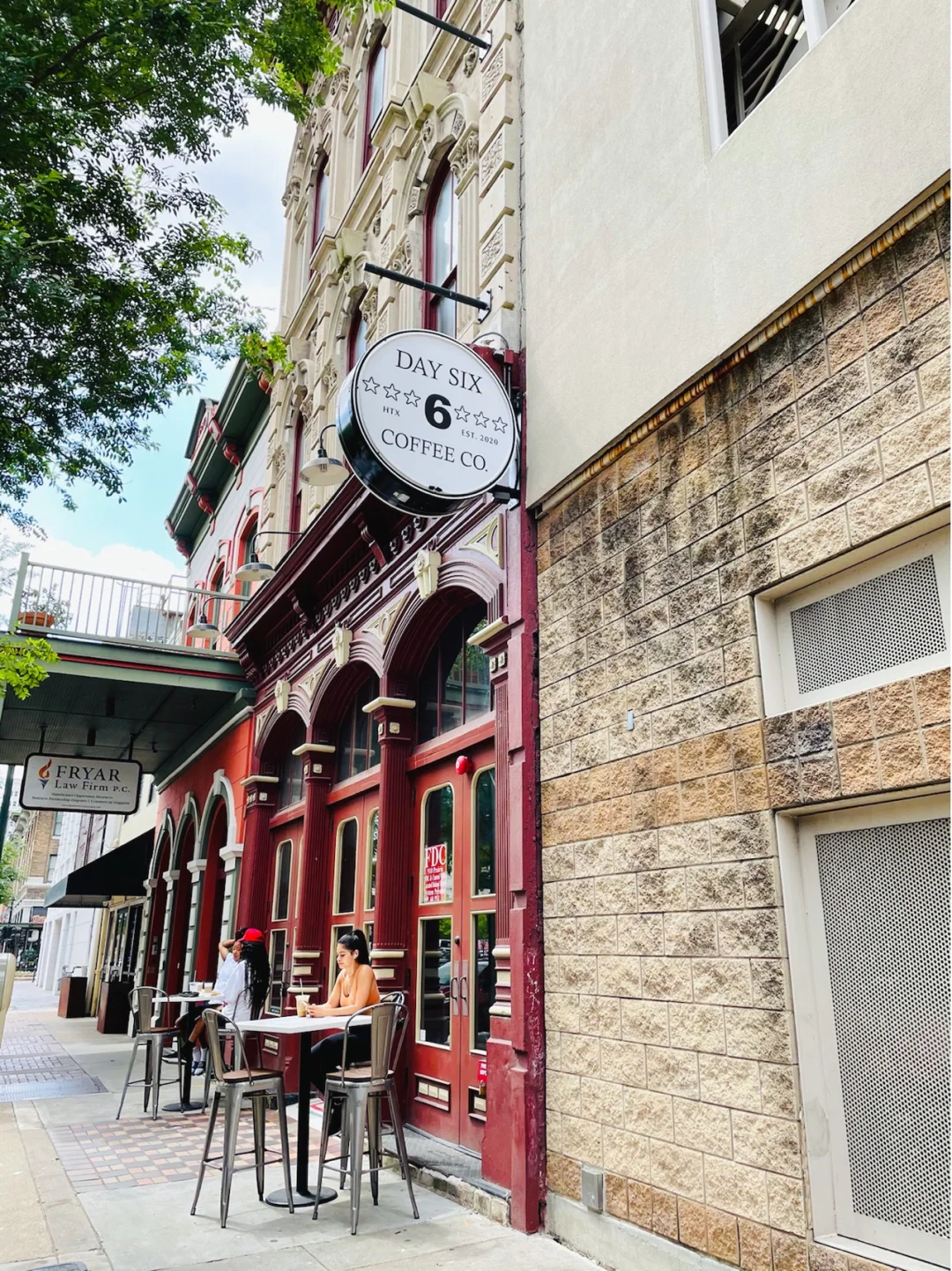 Houston Weekend: Sip a Latte and Explore