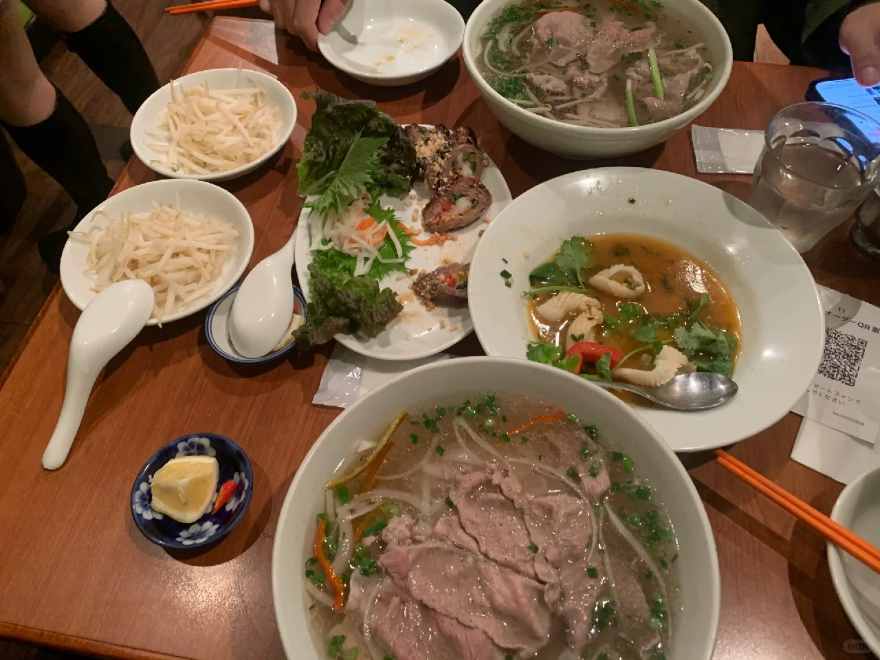 "Come Try This Hidden Gem of Vietnamese Cuisine in Shinjuku! 🍜✨"
