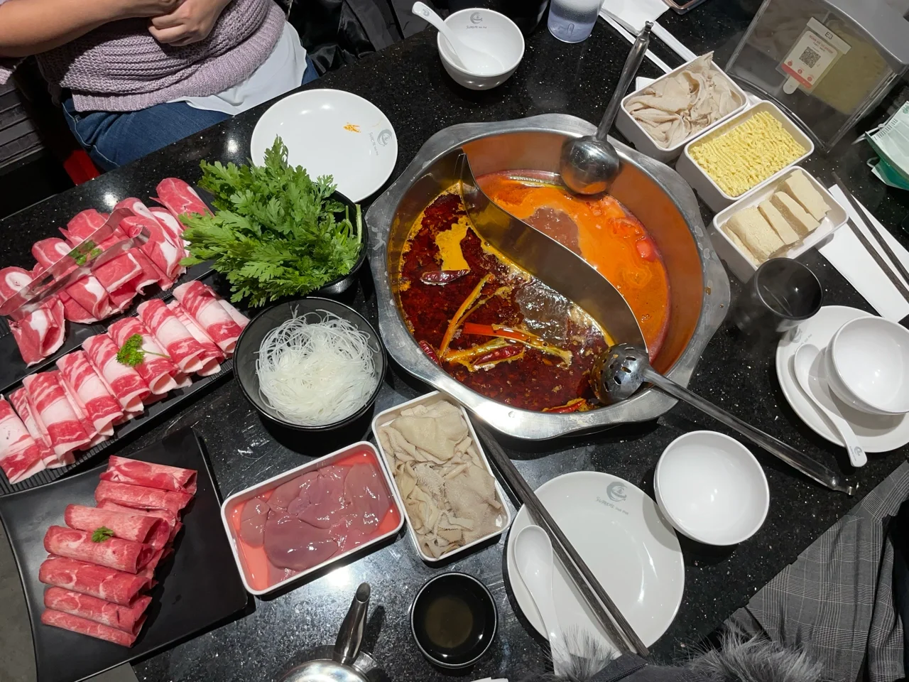 Washington D.C. Food Guide｜Supreme HotPot is a Must-Try
