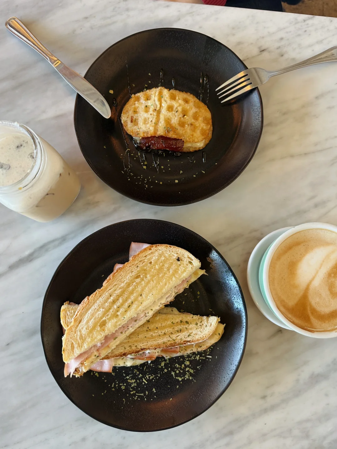 Coffee｜Baltimore’s Llama-Themed Café ☕️ Llamas’