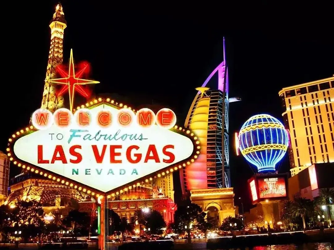 "Everything You Need to Know About Visiting Las Vegas – This Guide Has It All! ✨"