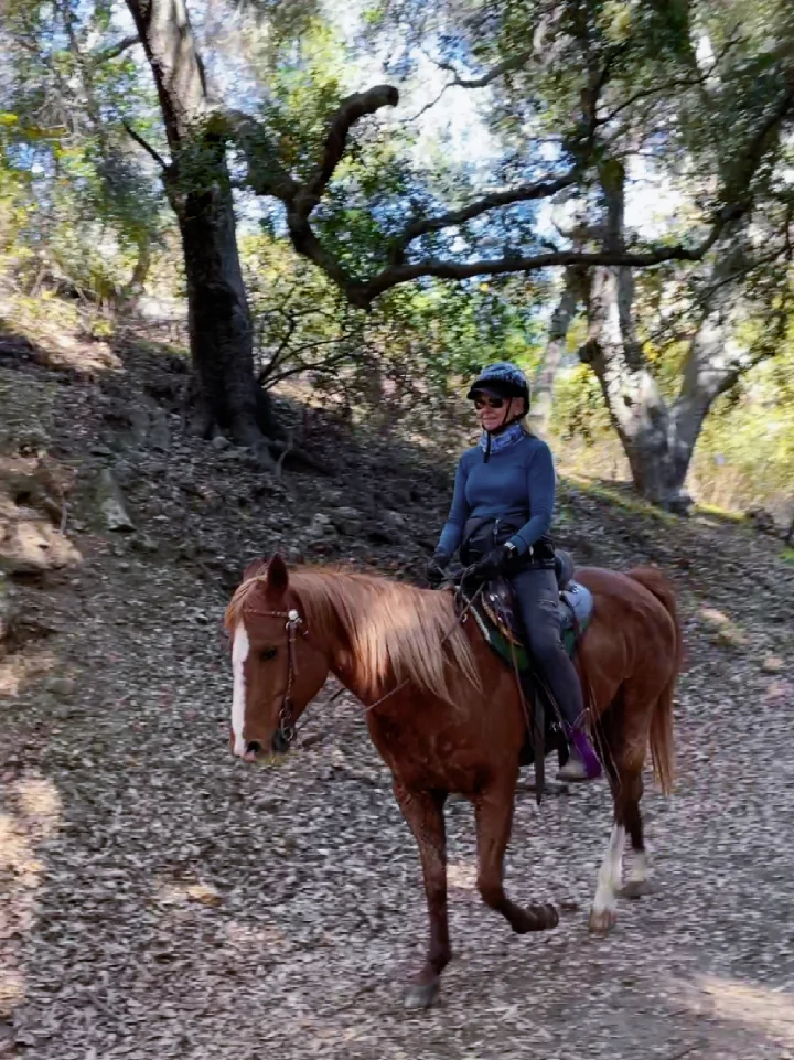 Dad Sets New Hiking Record in Los Angeles at 85 Years Old ⛰️