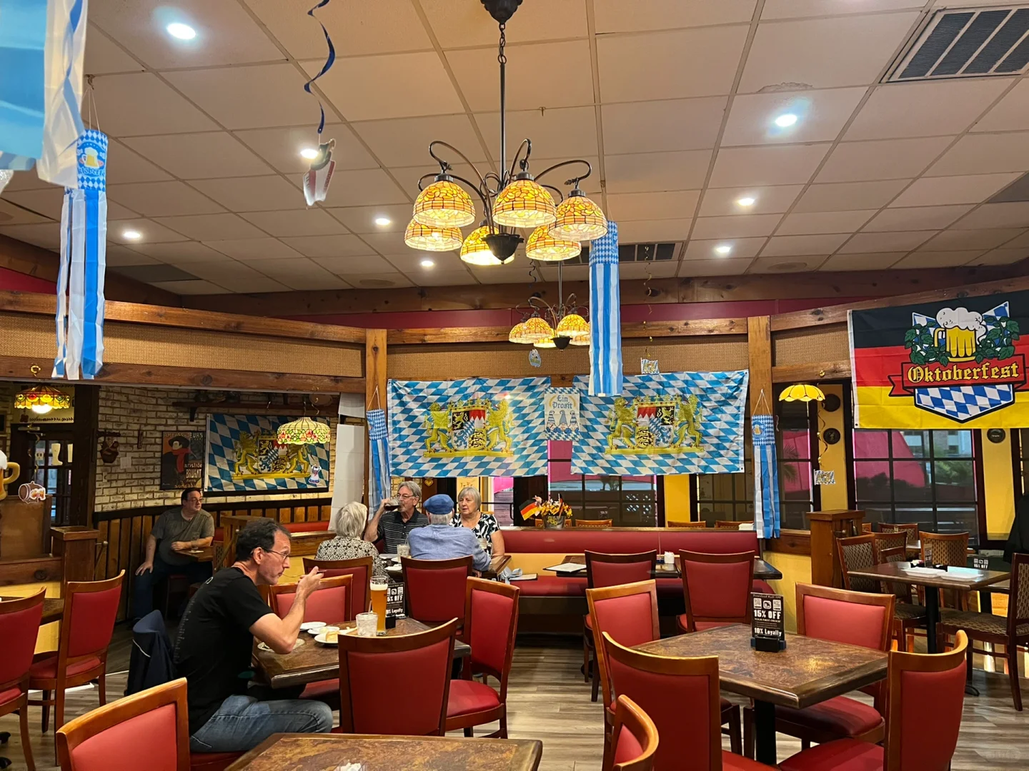 Houston's German Pork Knuckle – Instantly Transported Back to Germany 🇩🇪