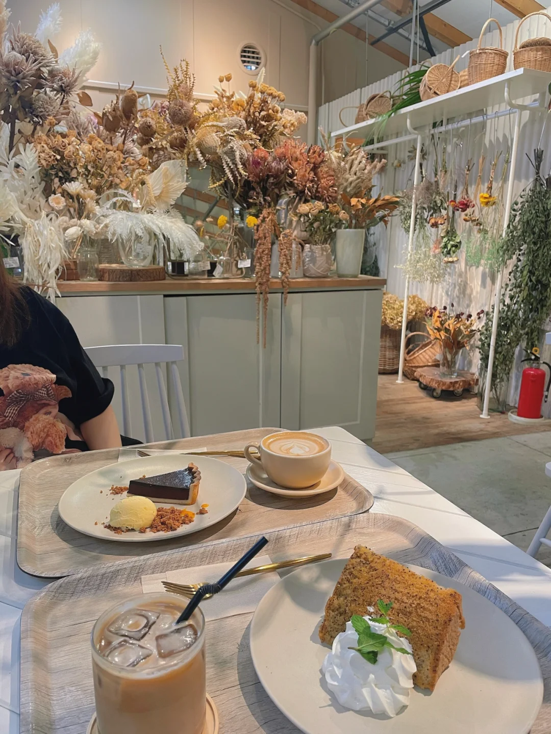 Osaka Food Hunt | ☕💐Tennoji Flower Shop Café Spoonbill
