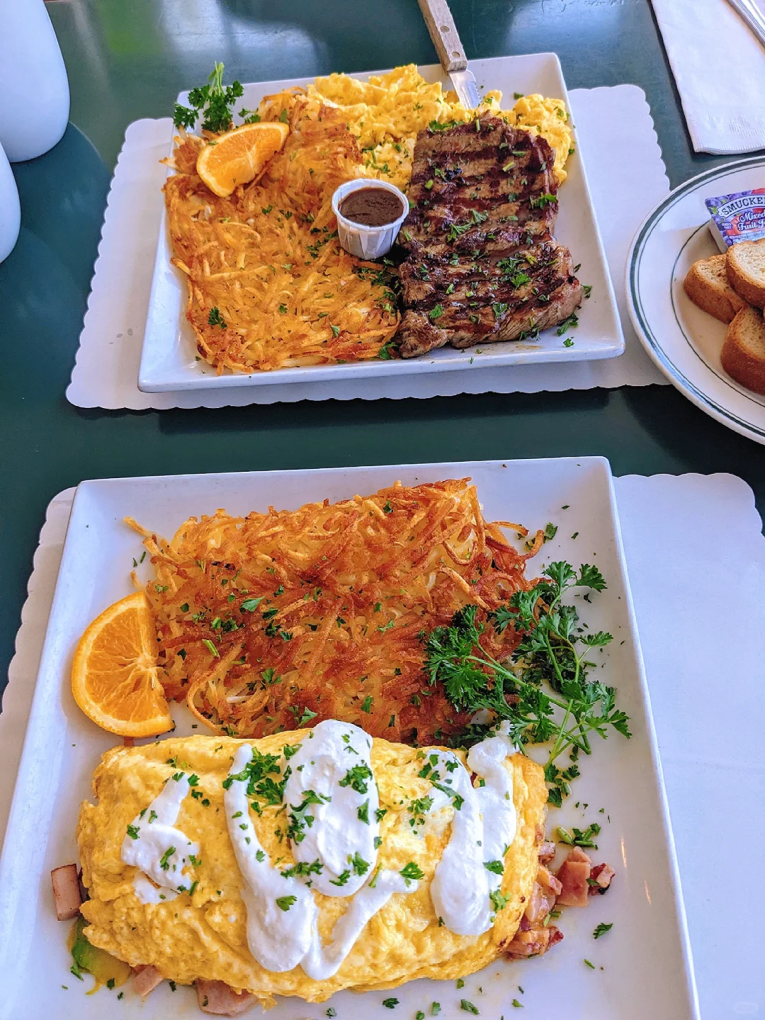 Lucas's Beloved Mel's Drive-In