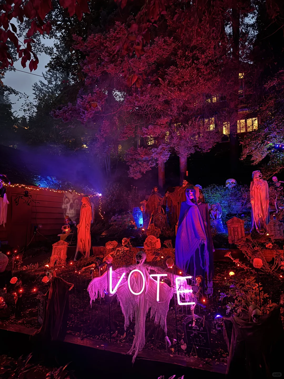 Seattle Halloween | The "Hardcore" Neighborhoods Really Know How to Think Outside the Box