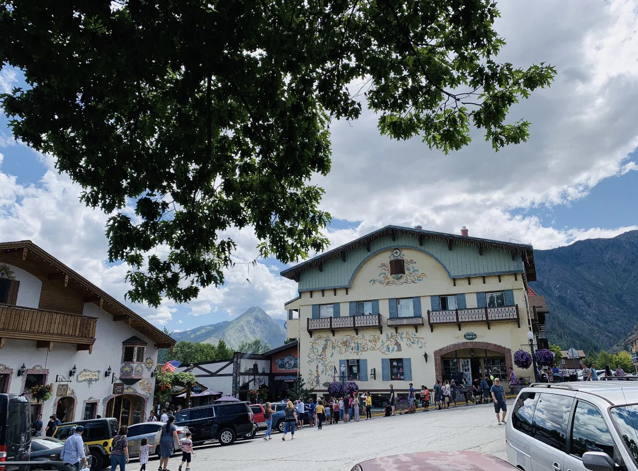 Best Pork Knuckle Spot in Seattle's German Town