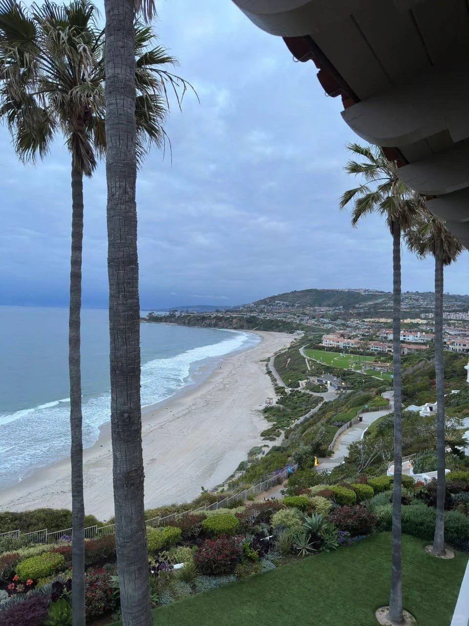 "California Beach Getaway: Exploring the Golden State's Coastal Gems"