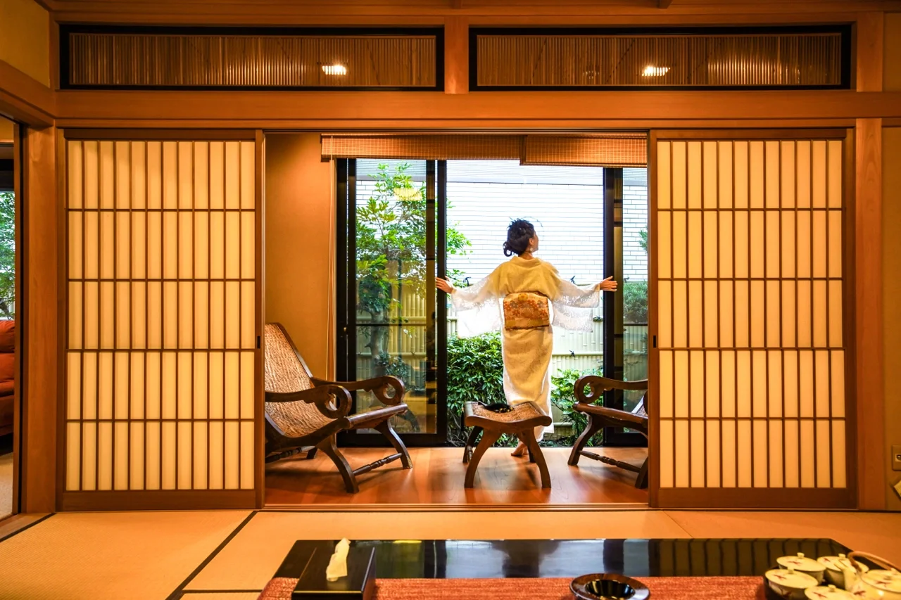 🇯🇵 Osaka Airbnb | Spacious Haven for 16