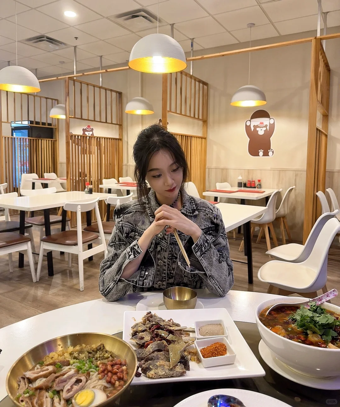 Houston Chinatown Noodle Diary | The Spicy Snail Rice Noodles with Pork Intestines Are So Delicious!