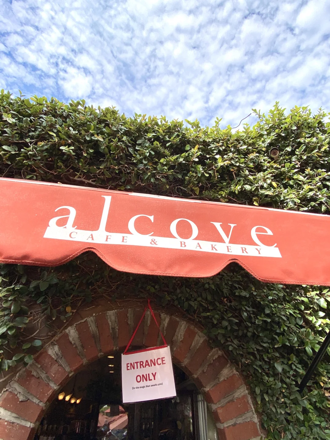 Los Angeles | The Trendy Café in Silver Lake's Artistic Enclave