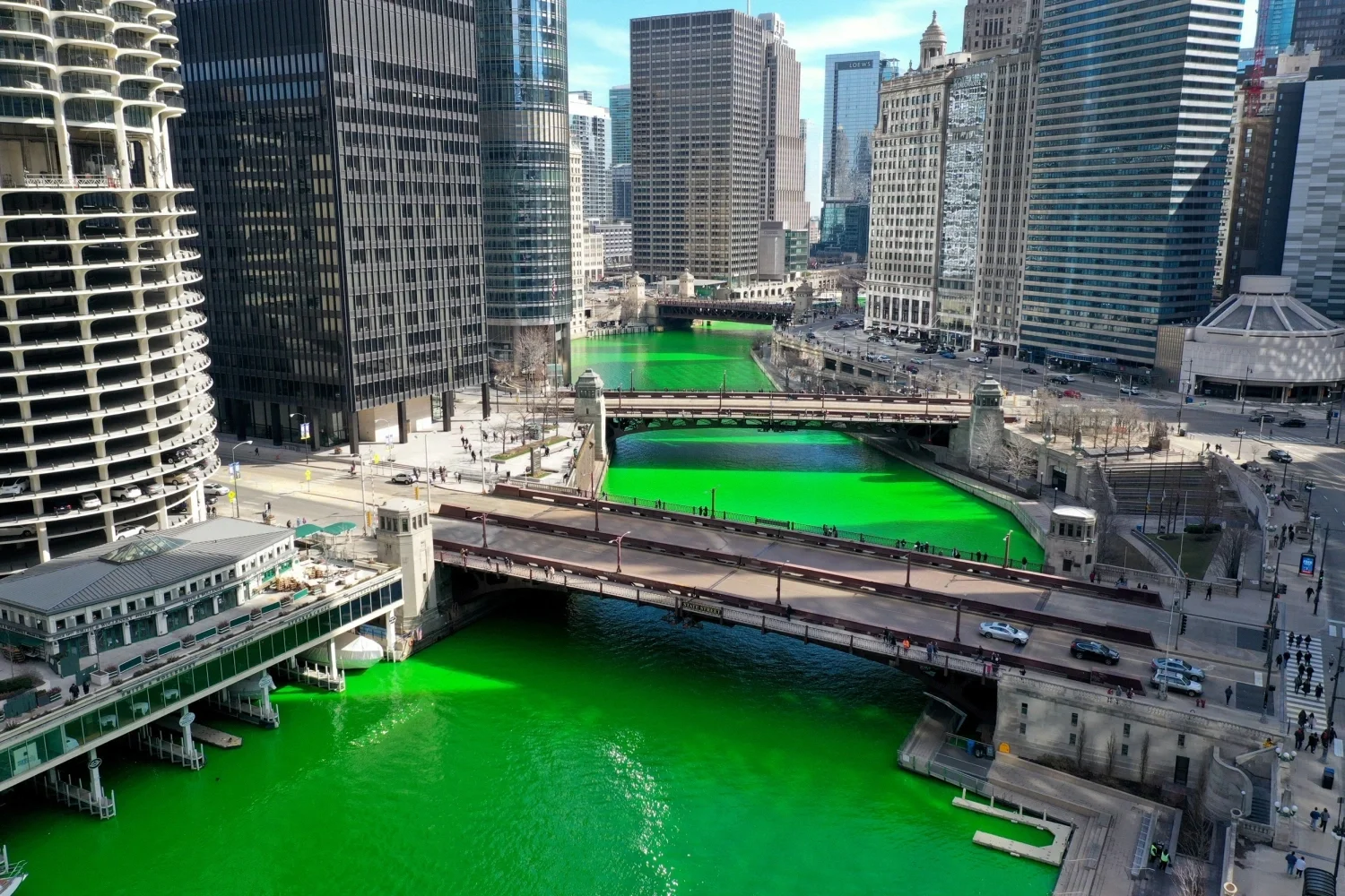 Chicago | The Best Spots to See the Green River, All Revealed Here