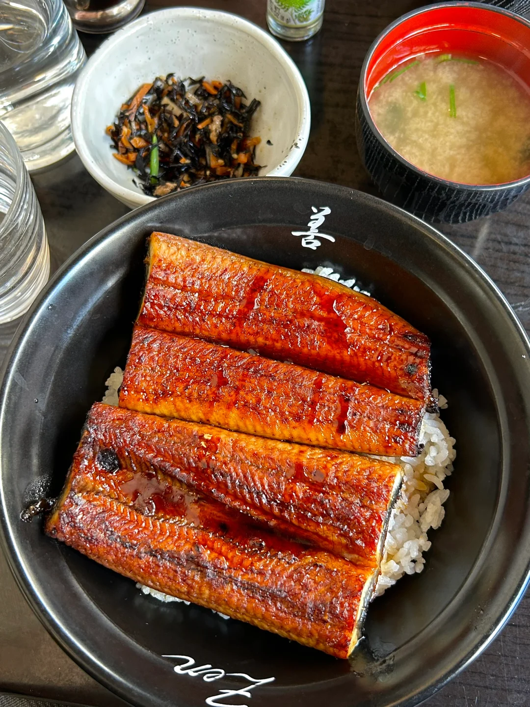 🇫🇷 Affordable Michelin-Starred Eel Rice in Paris – Who Wouldn't Be Mesmerized?!