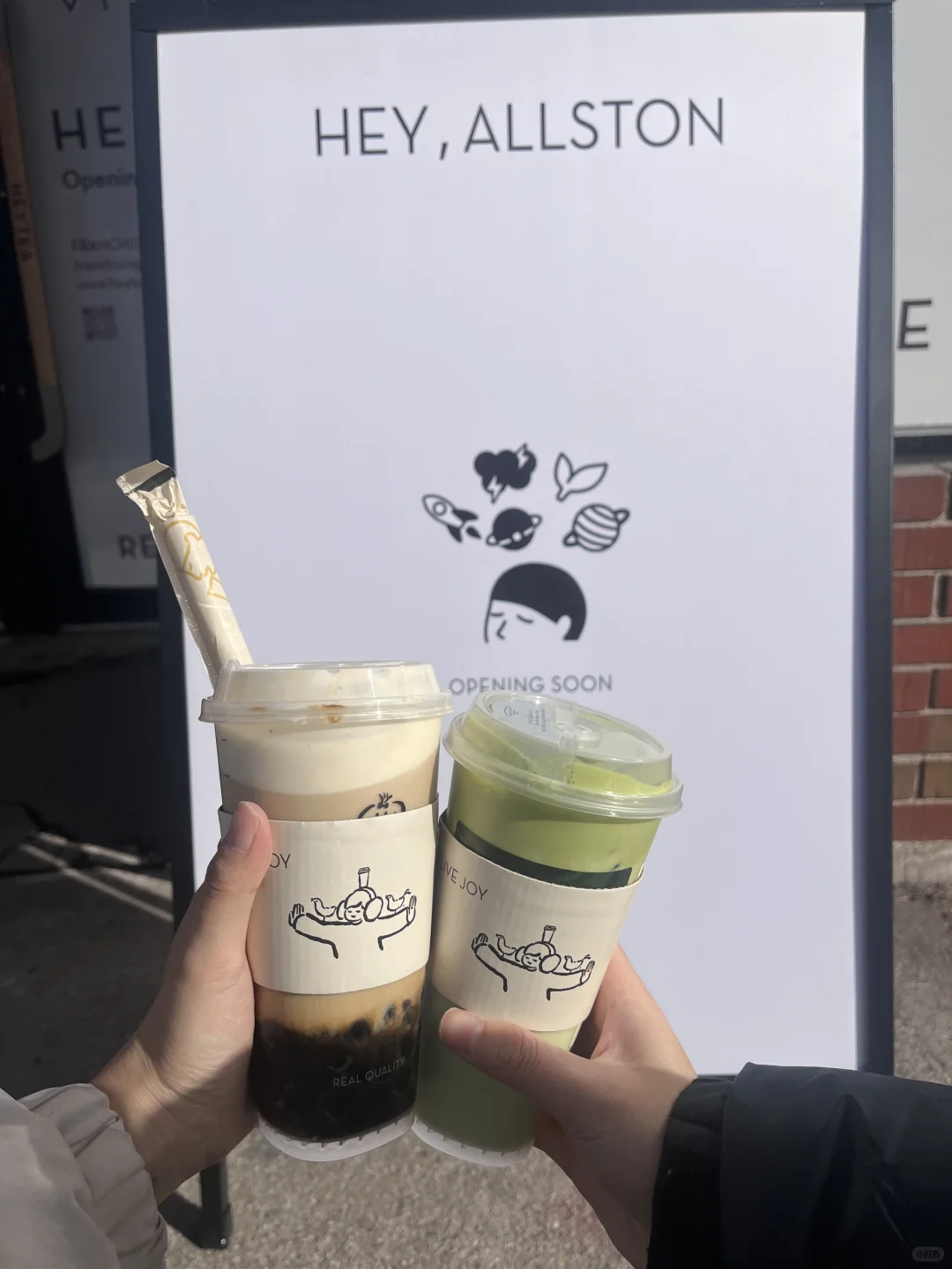 Hello, everyone! HeyTea has arrived in Allston!