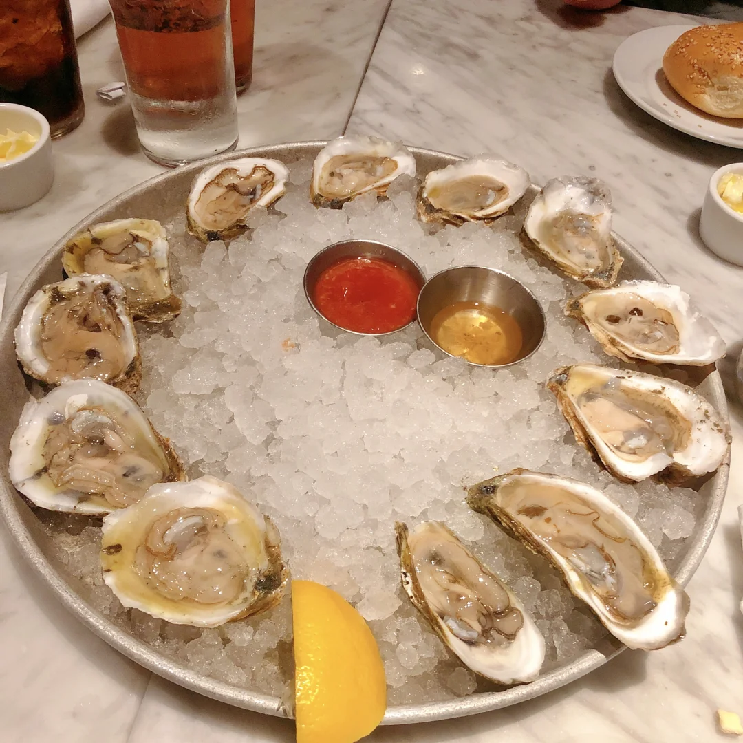 Atlantic City Food Guide | Dock's Oyster House