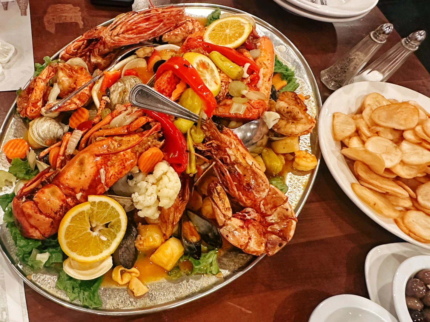 New Jersey Eats | Newark Portuguese Restaurant | Highly, Highly Recommended