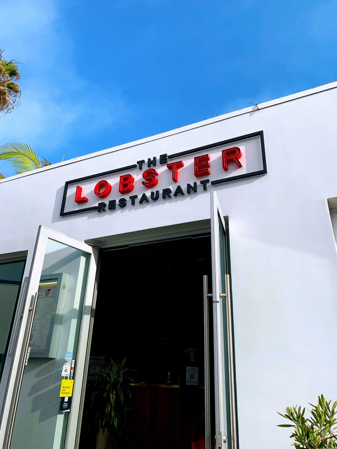 Los Angeles: Ultimate Satisfaction ❤️ The Best Lobster at Santa Monica Beach