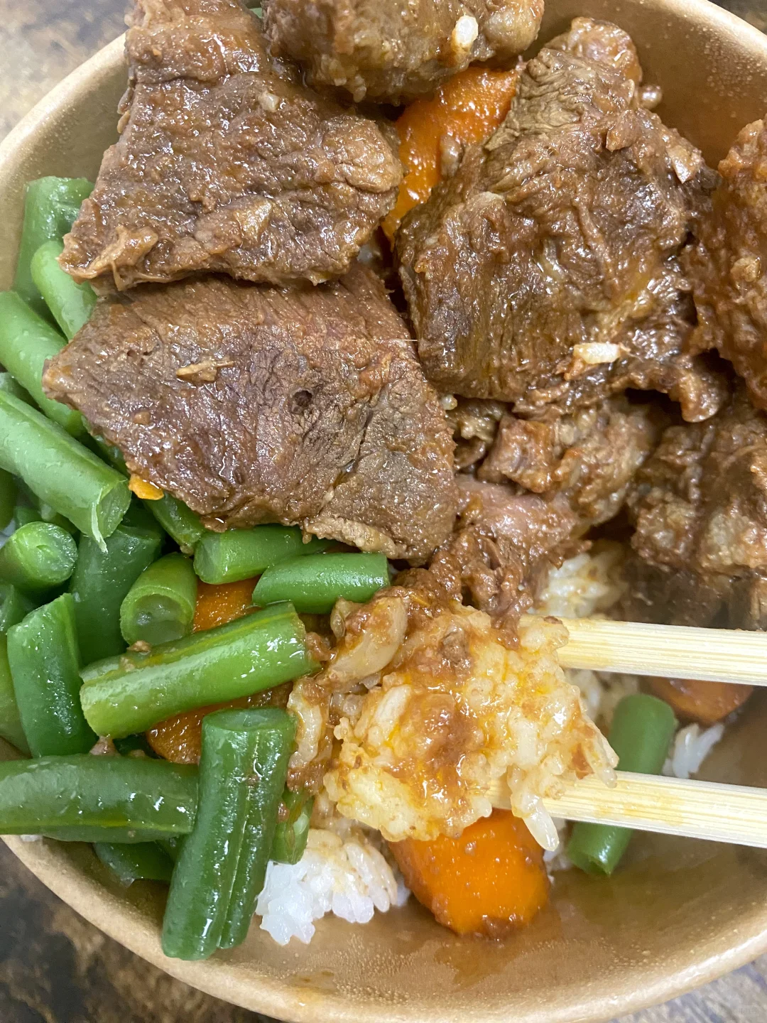 Boston’s Best Jailhouse Meal 👍🏻 Always Trust in Burgundy Beef