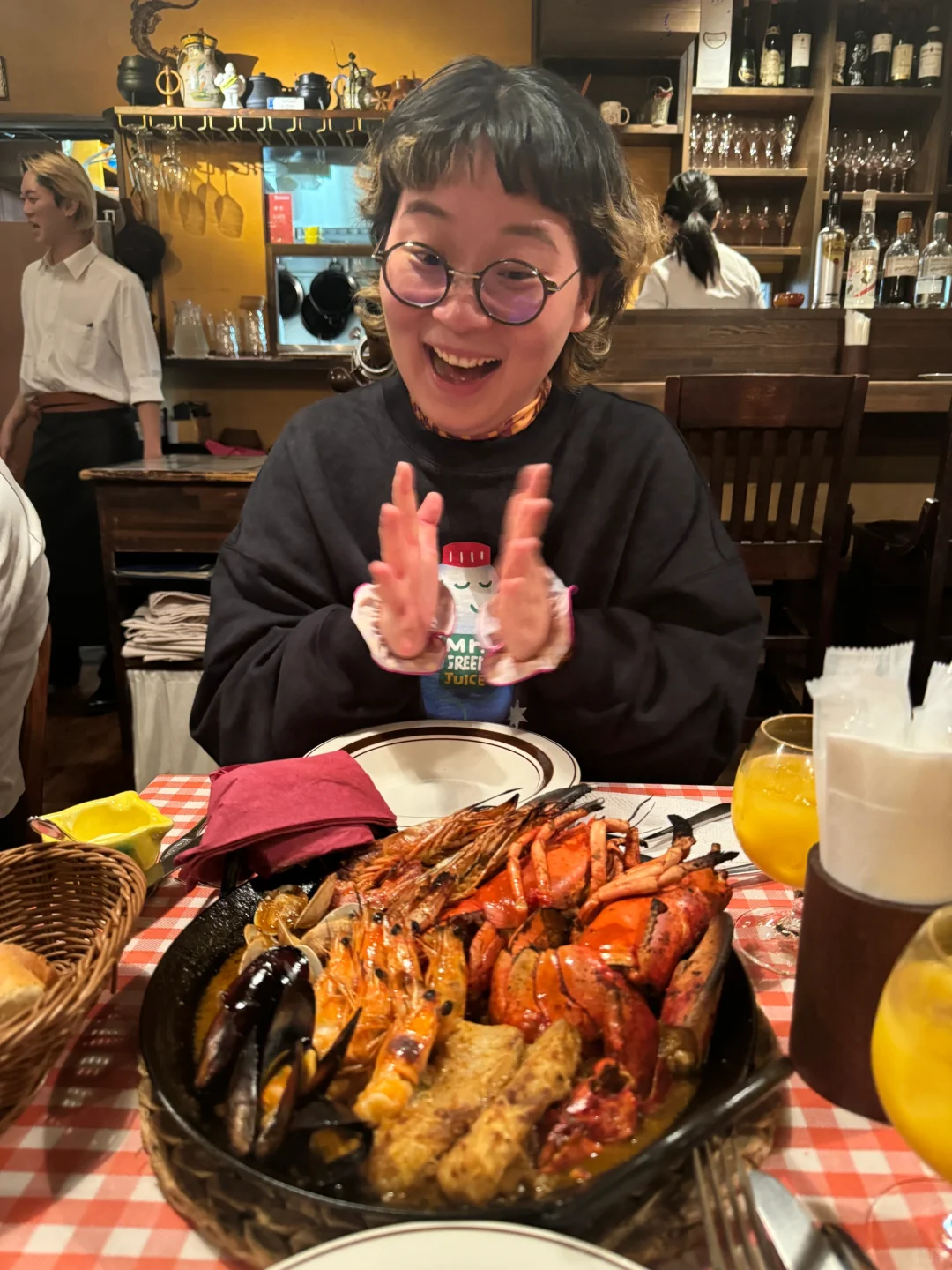 Tokyo's Lone Pig Demon Devours Spanish Cuisine 🇪🇸