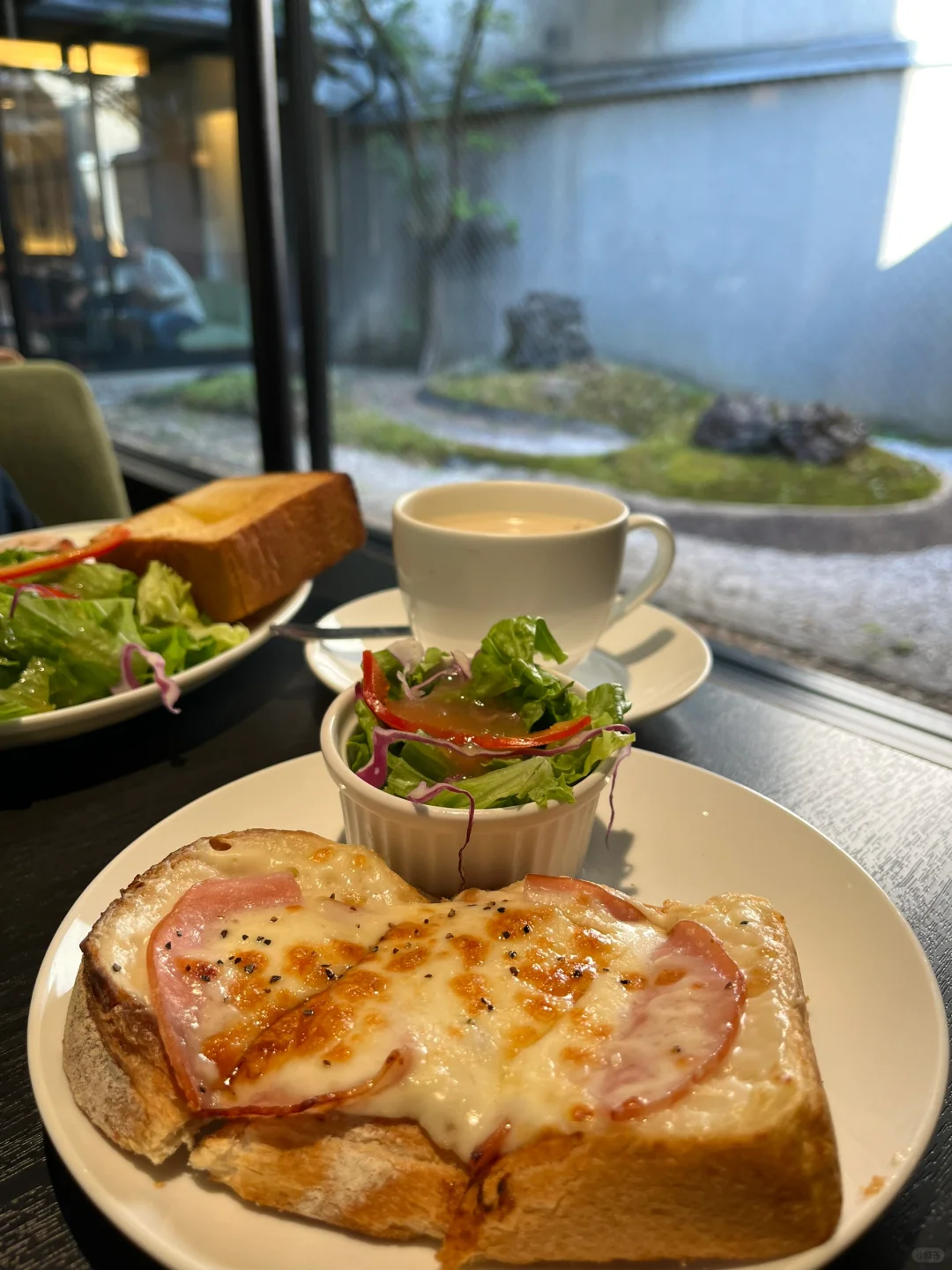 Kyoto | Savoring a Delicious Breakfast in a Japanese Garden