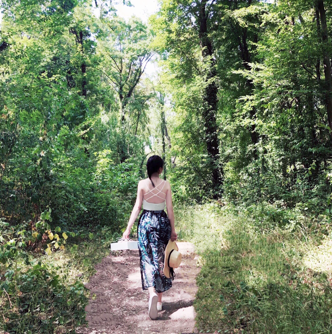 Chateau de Saint-Germain-en-Laye near Paris | Picnic & Forest Adventure