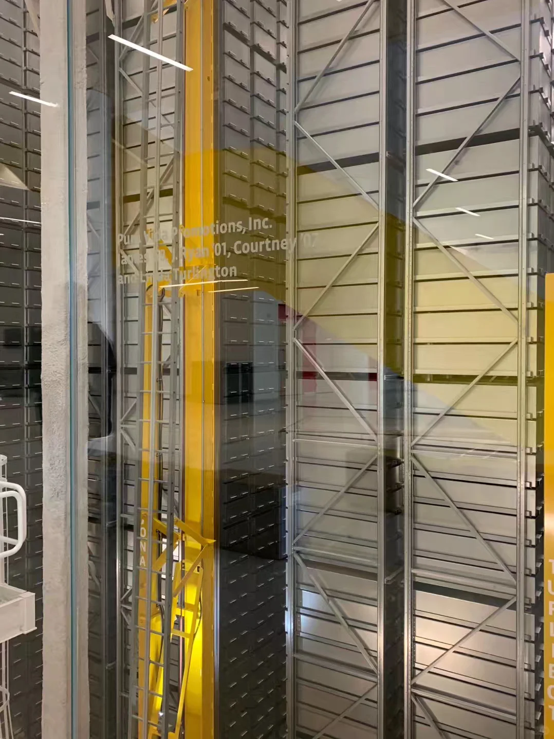 #Shape, Travel, and Capture Colors# (Raleigh, North Carolina, USA)