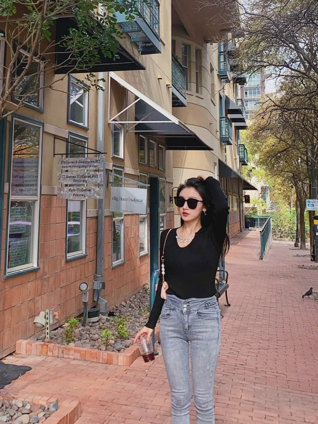 Austin Café Hopping | Merit Coffee in Downtown ☕️ Street Photography with Friends