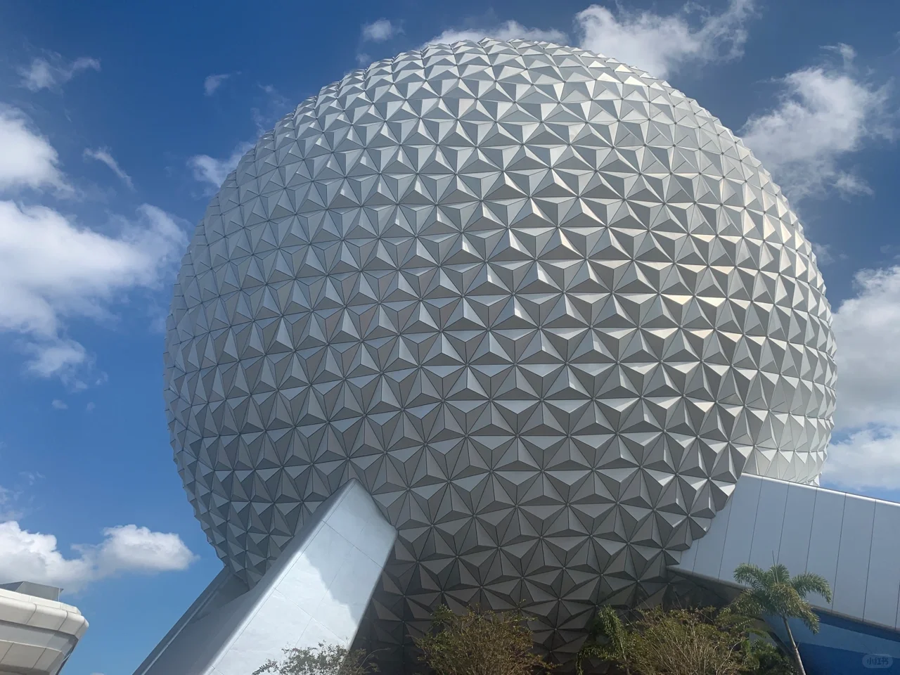 Review of Attractions at Epcot in Orlando Disney World