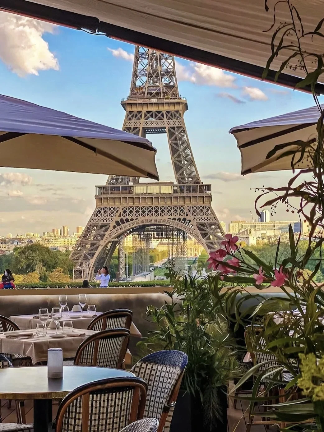 Paris Trip 🍴 Save These 6 Eiffel View Restaurants