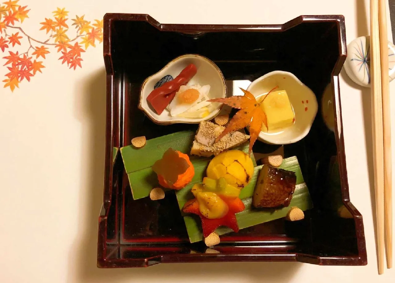 Sakura-lined Path: Kyoto Kaiseki Delights Unveiled