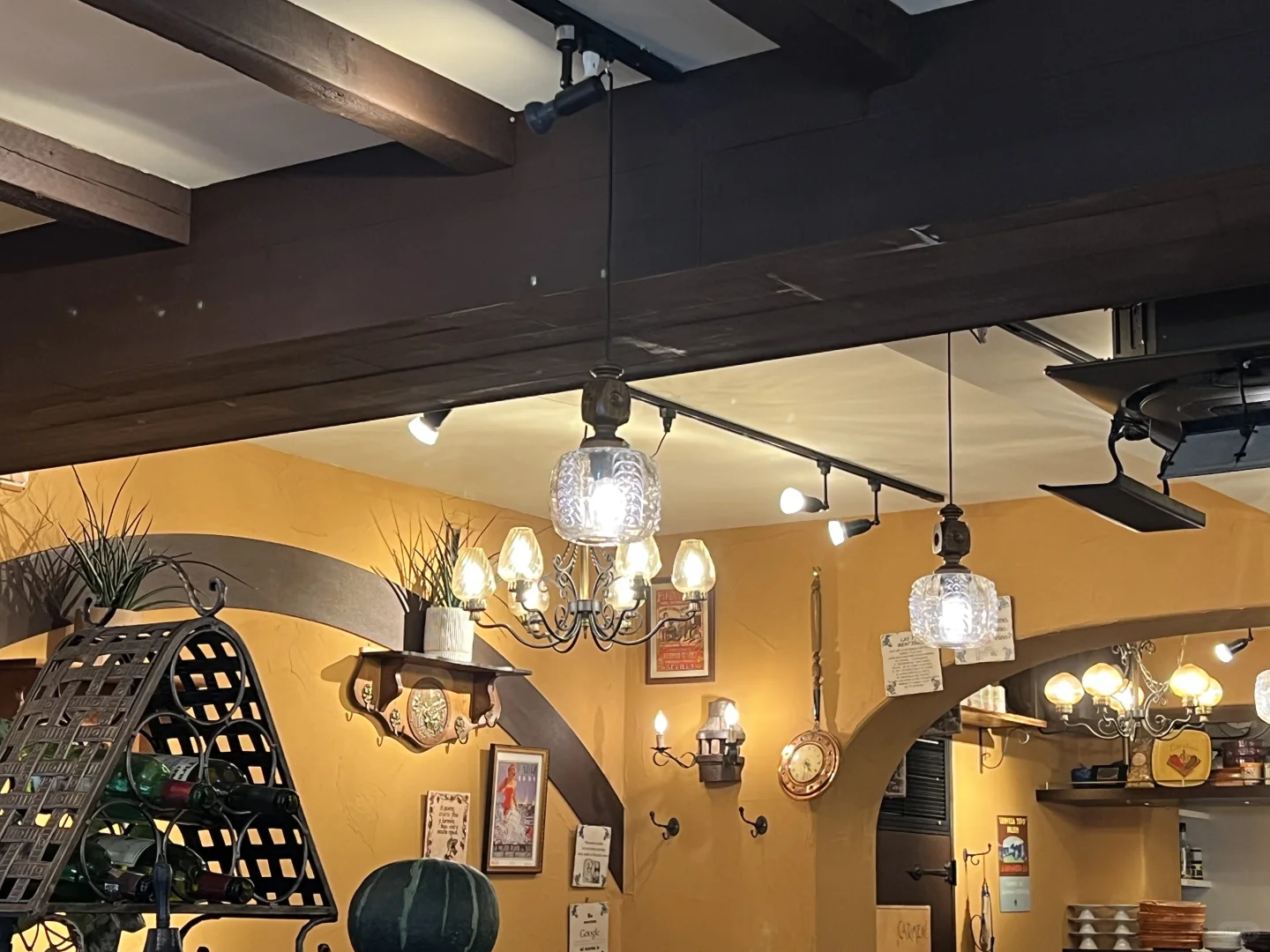 🇪🇸 Rainy Day at Nakameguro's Cozy Spanish Bistro