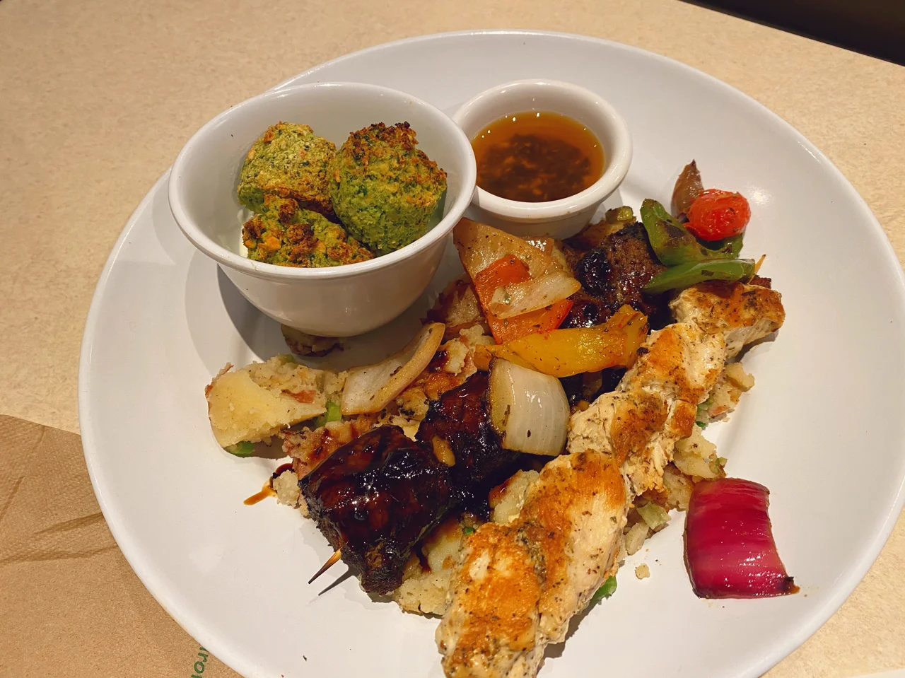 Houston Food Exploration: Healthy and Delicious Mediterranean Cuisine Perfect for Office Workers