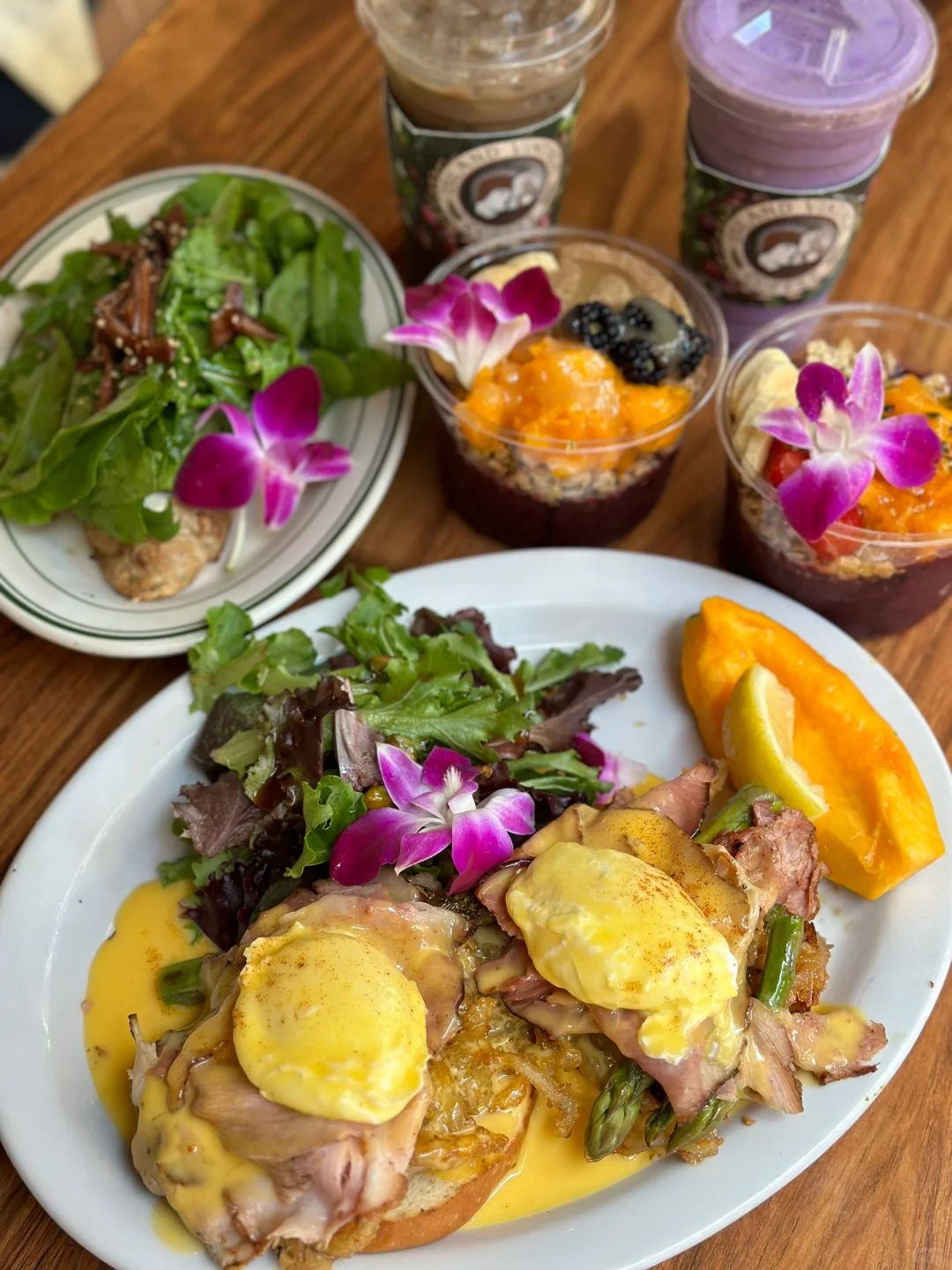 Oahu and Big Island Coffee Shop Guide: How to Skip the Lines at Trendy Spots