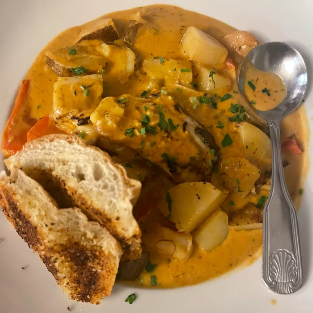 "Eat & Explore: Hidden French-Caribbean Gem in Key West"