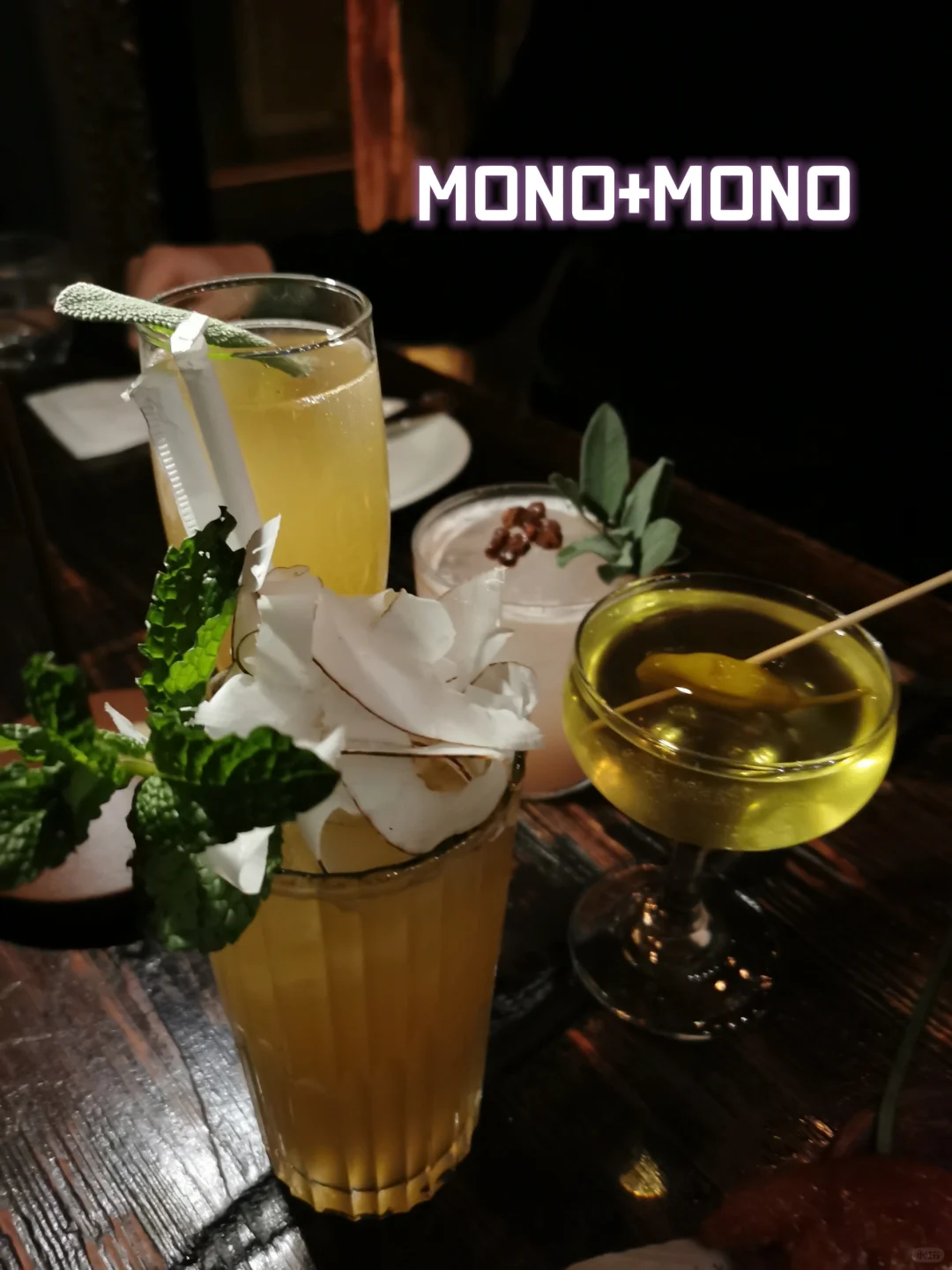 Manhattan Midtown Bars 🥂 NYC Drinks Are Unreal!