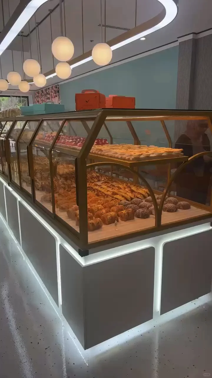 Newly Opened Taiwanese Bakery in Memphis, Tennessee