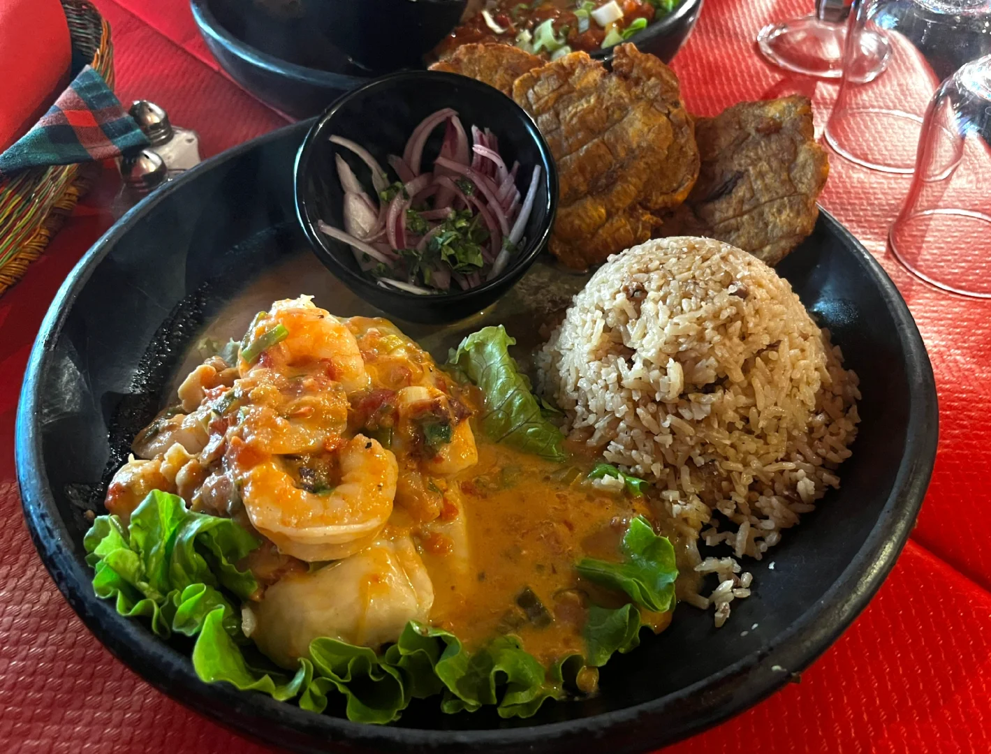 🇫🇷 When it comes to delicious food in Europe, South American cuisine takes the cake!