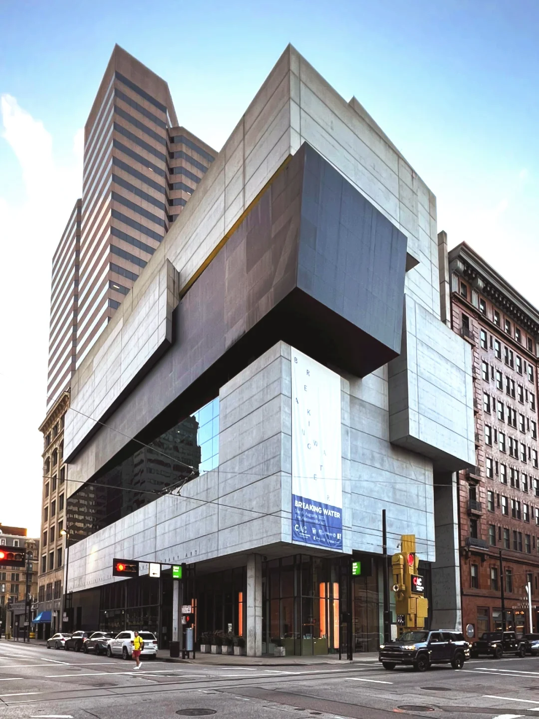 "After Watching, It's Truly First-Class!"